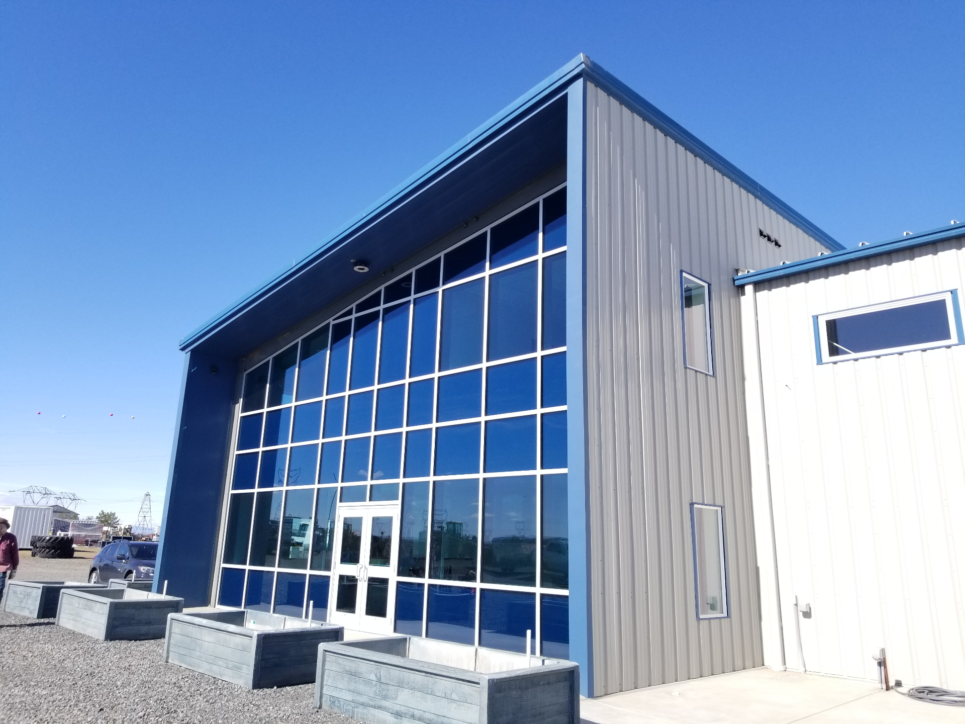 Yarbro Auctions — completed commercial building